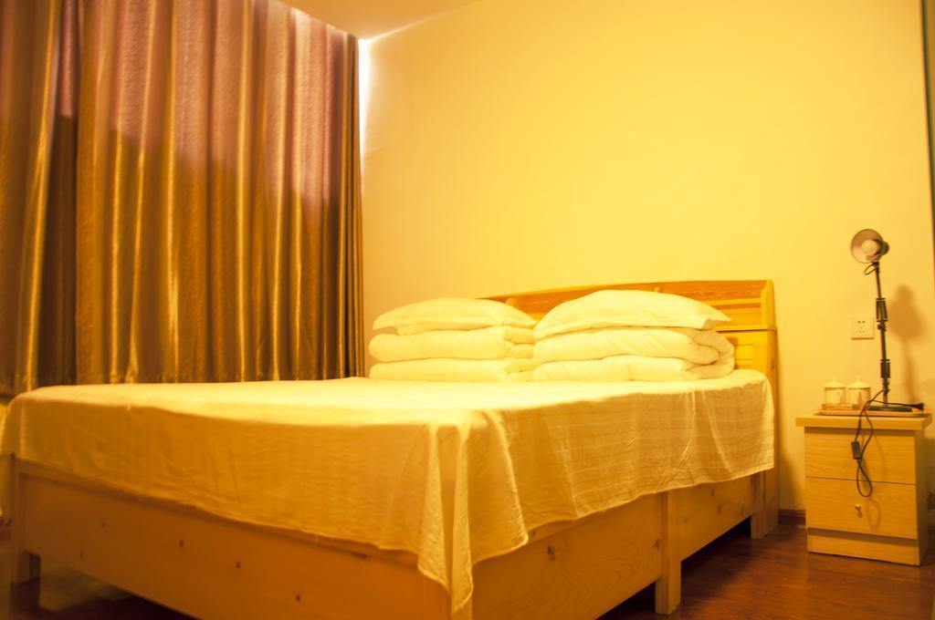 798 International Youth Hostel Jinan Rum bild