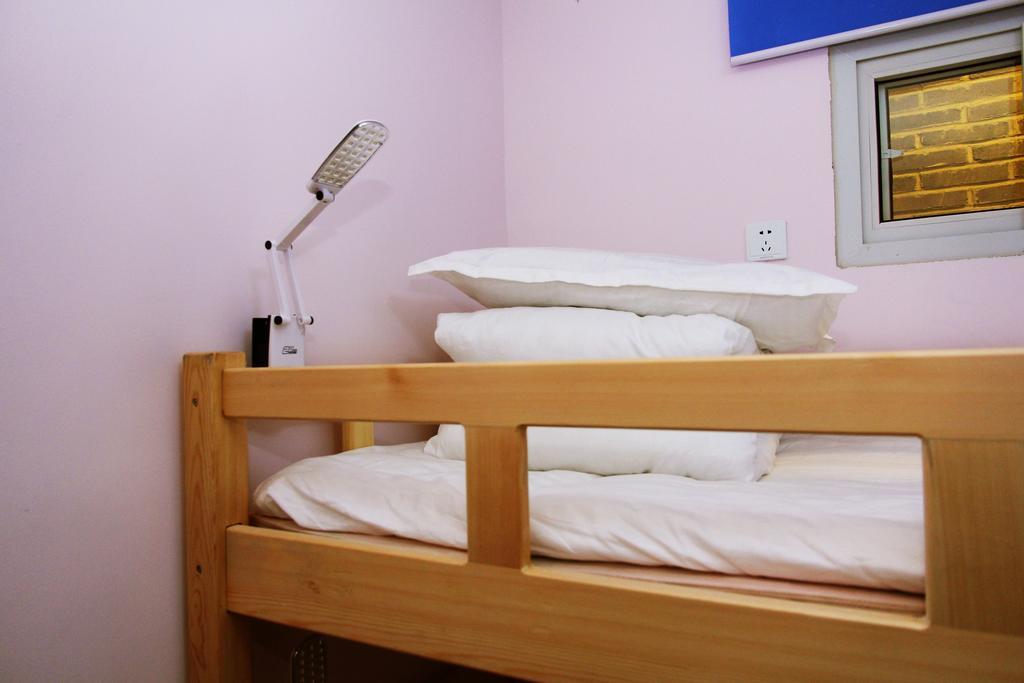 798 International Youth Hostel Jinan Rum bild